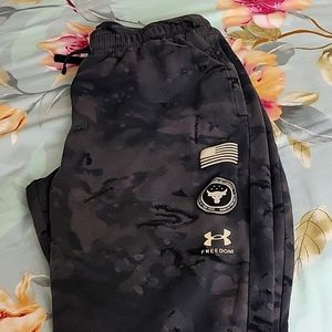 Under Armour Project Rock Sweatpants: Mens